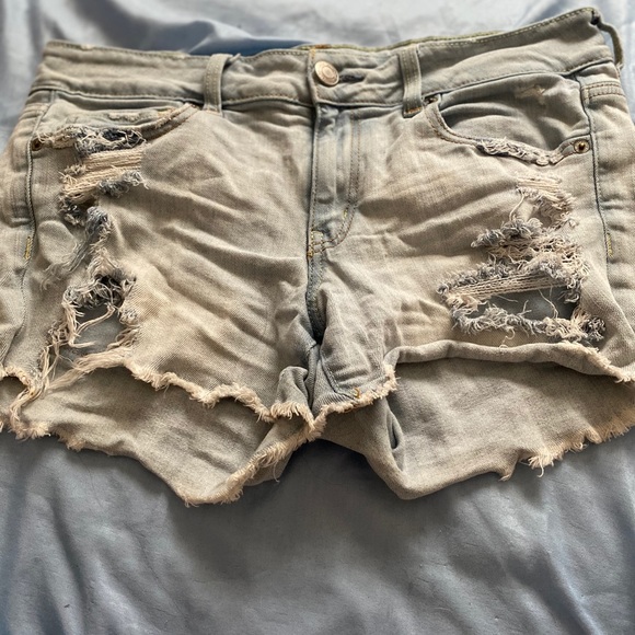American Eagle Shorts - Picture 1 of 3